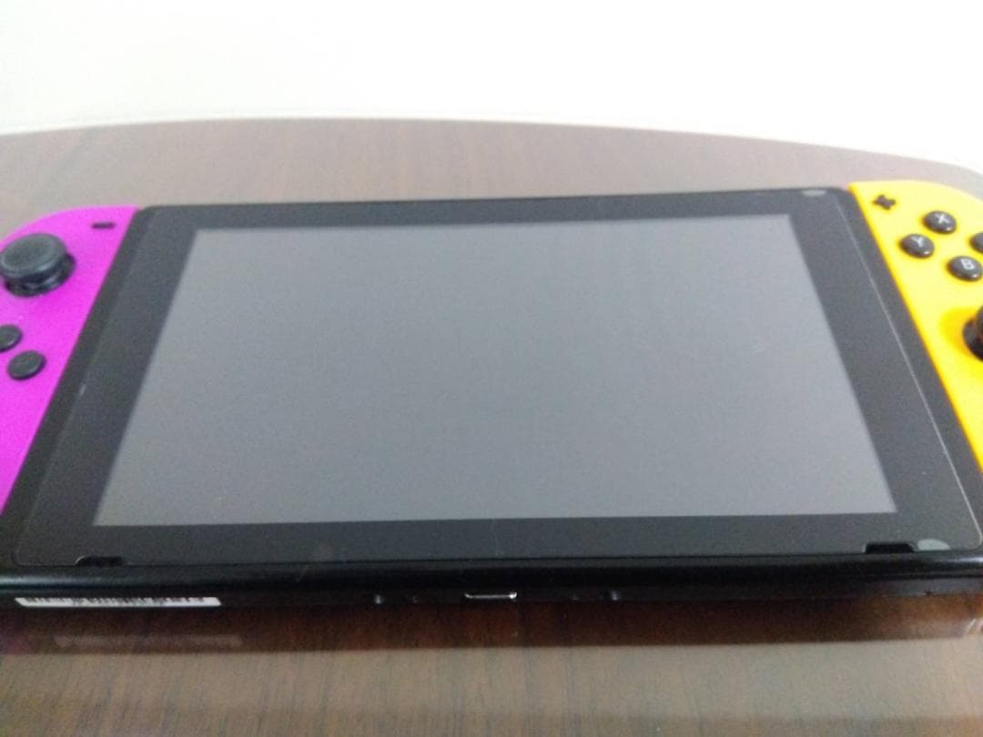 スイッチ本体、ジョイコン7個、ケースや充電器、電源アダプターや部品などセット