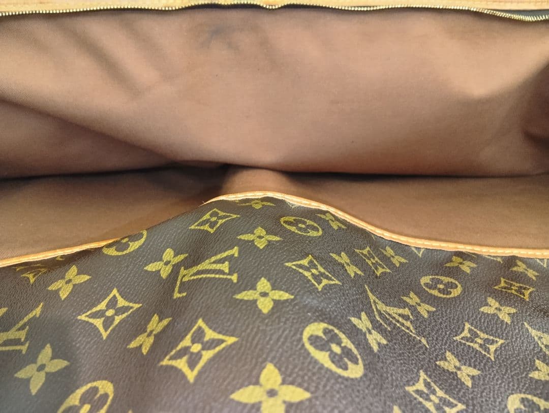 Louis Vuitton モノグラム　ガーメントバッグ