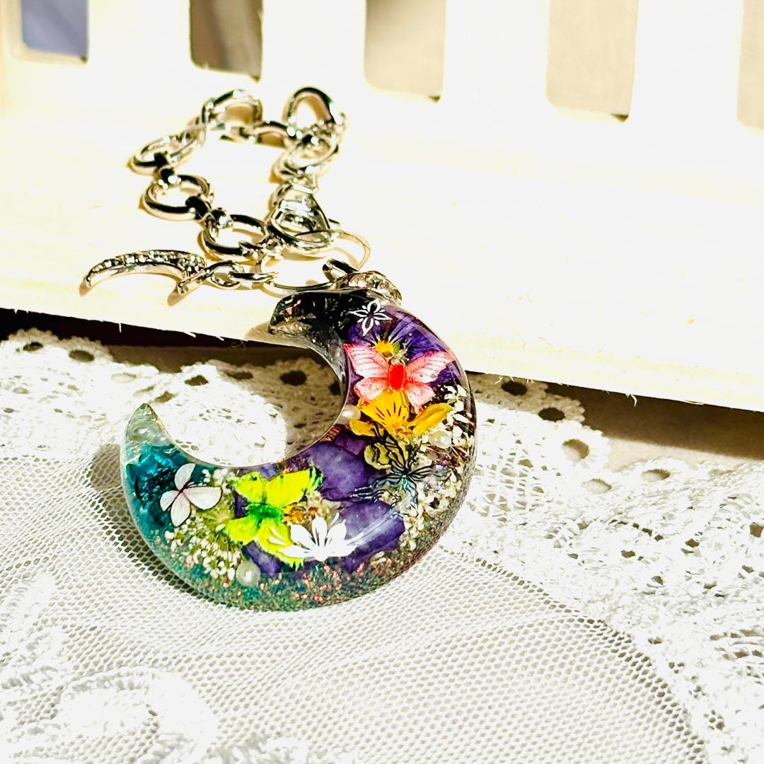 No.3049★ハンドメイド★ハロウィン♡フラワーレジンバッグチャーム