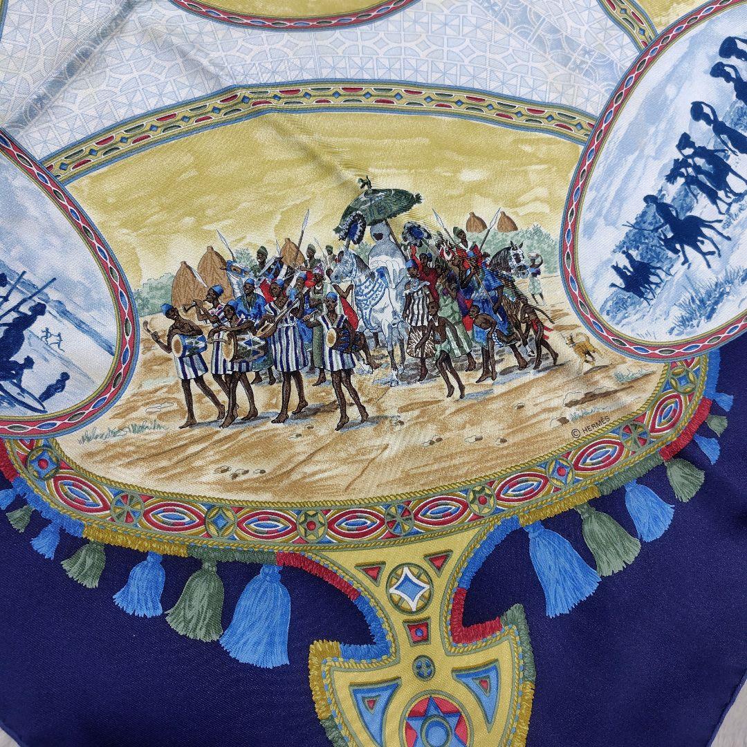 HERMES ネイビー スカーフ　カレ90 動物プリント　美品♡