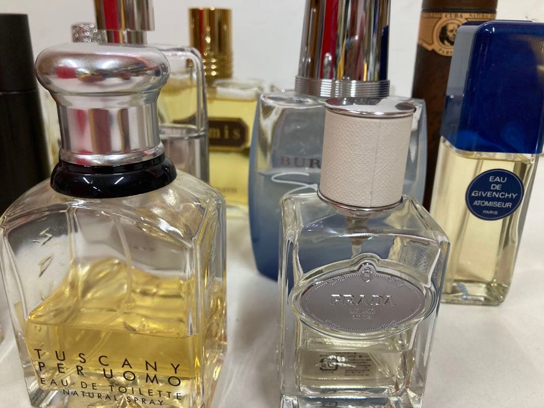 香水 まとめ売り カルティエ ブルガリ 他