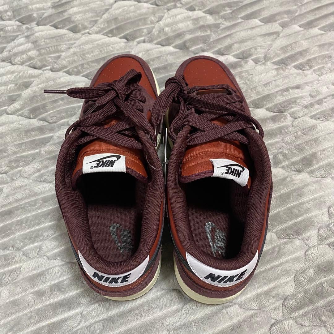 新品 ナイキ ダンク LOW SE 28㎝