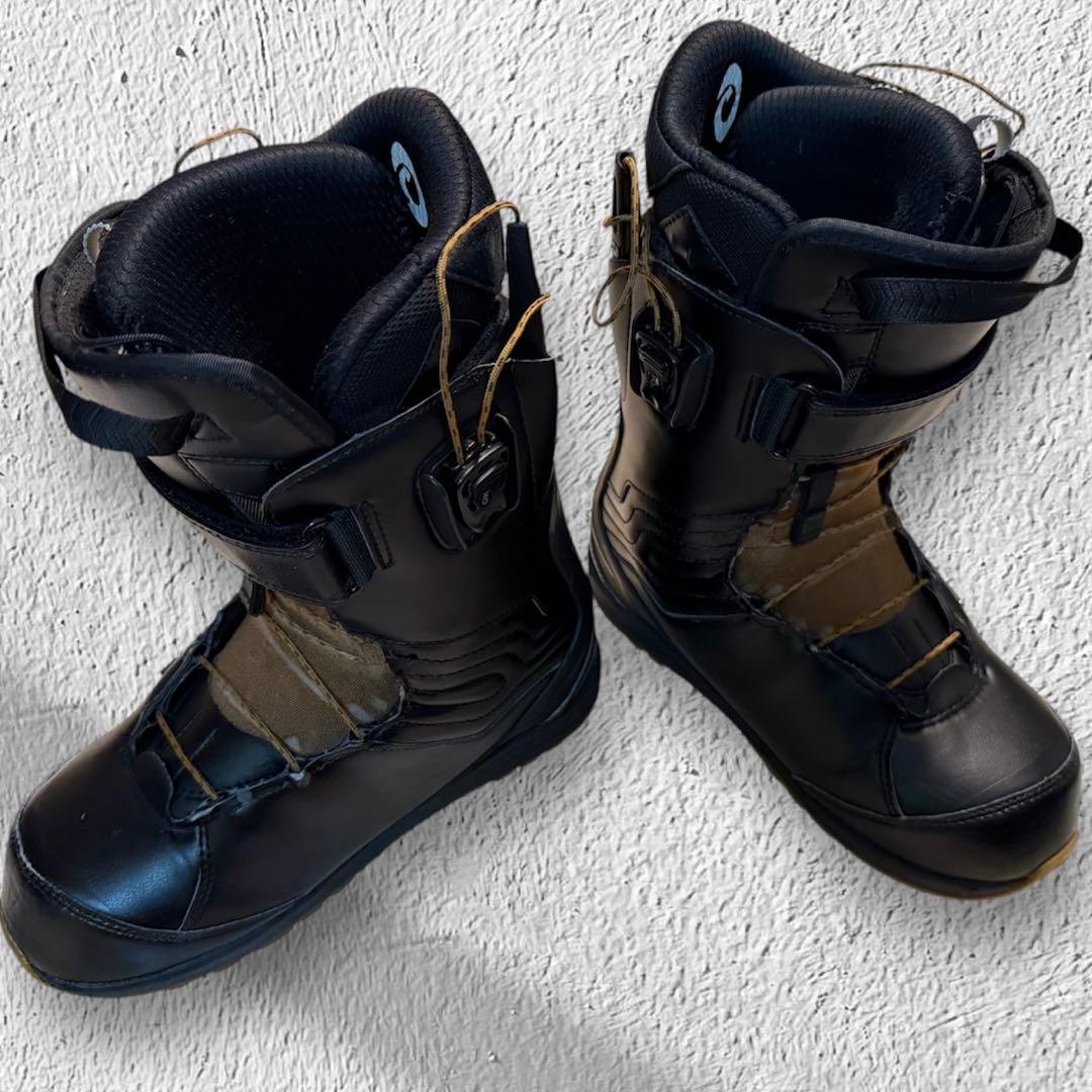 スノーボードブーツ ブラック ダブルストラップ DEELUXE