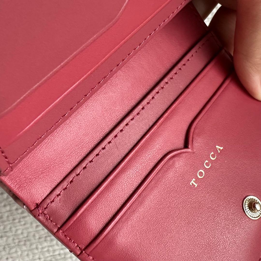 TOCCA トッカ ピンク キルティング 二つ折り財布 ミニ財布