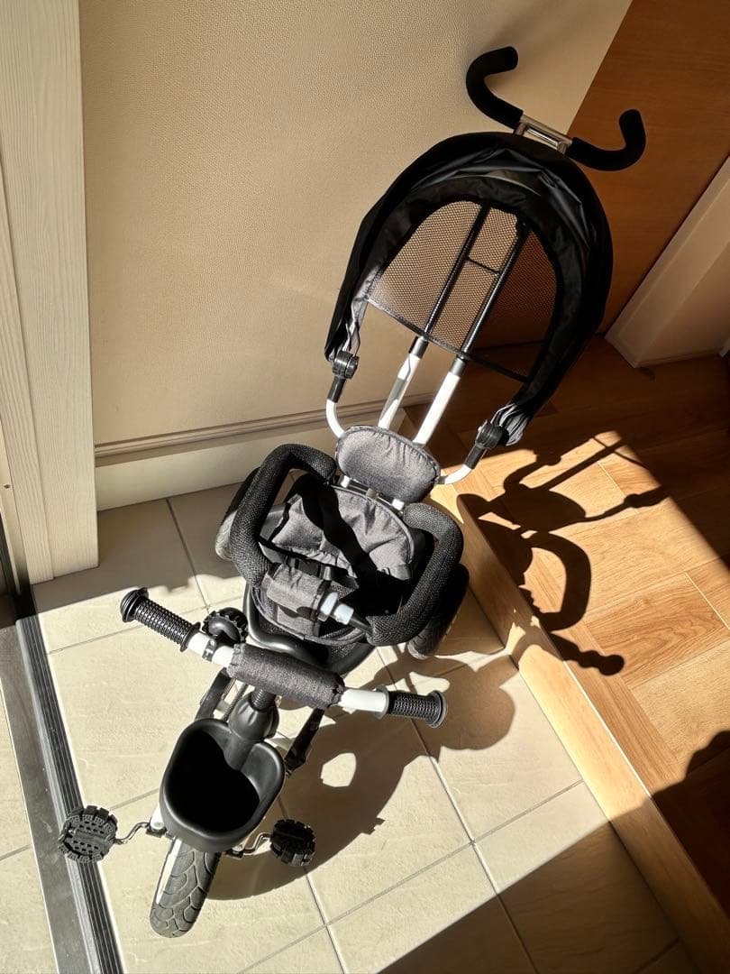 【美品！】4way 折りたたみ三輪車(白×ダークグレー)