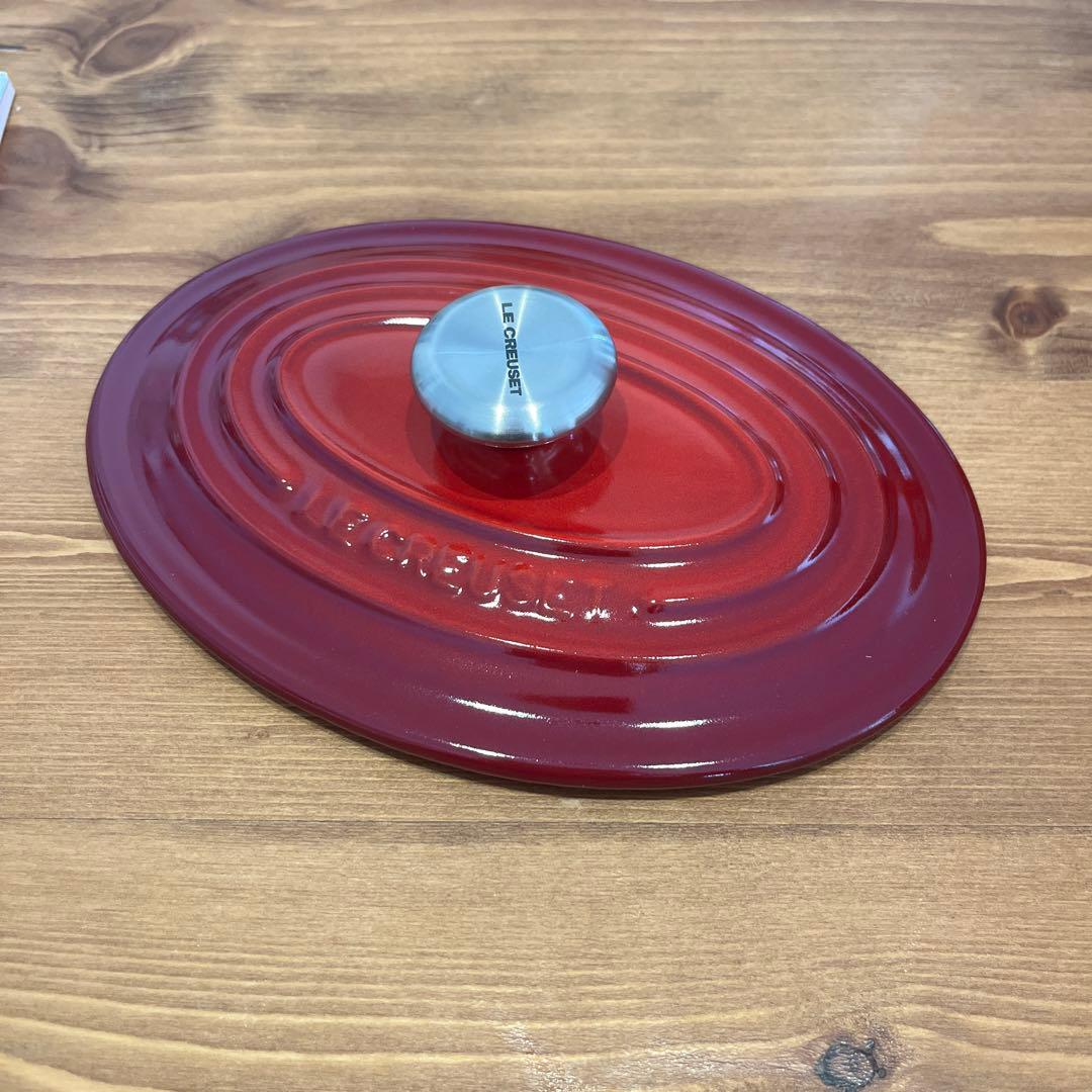 【ながちゃん　新品・未使用】LE CREUSET シグニチャー　ココット
