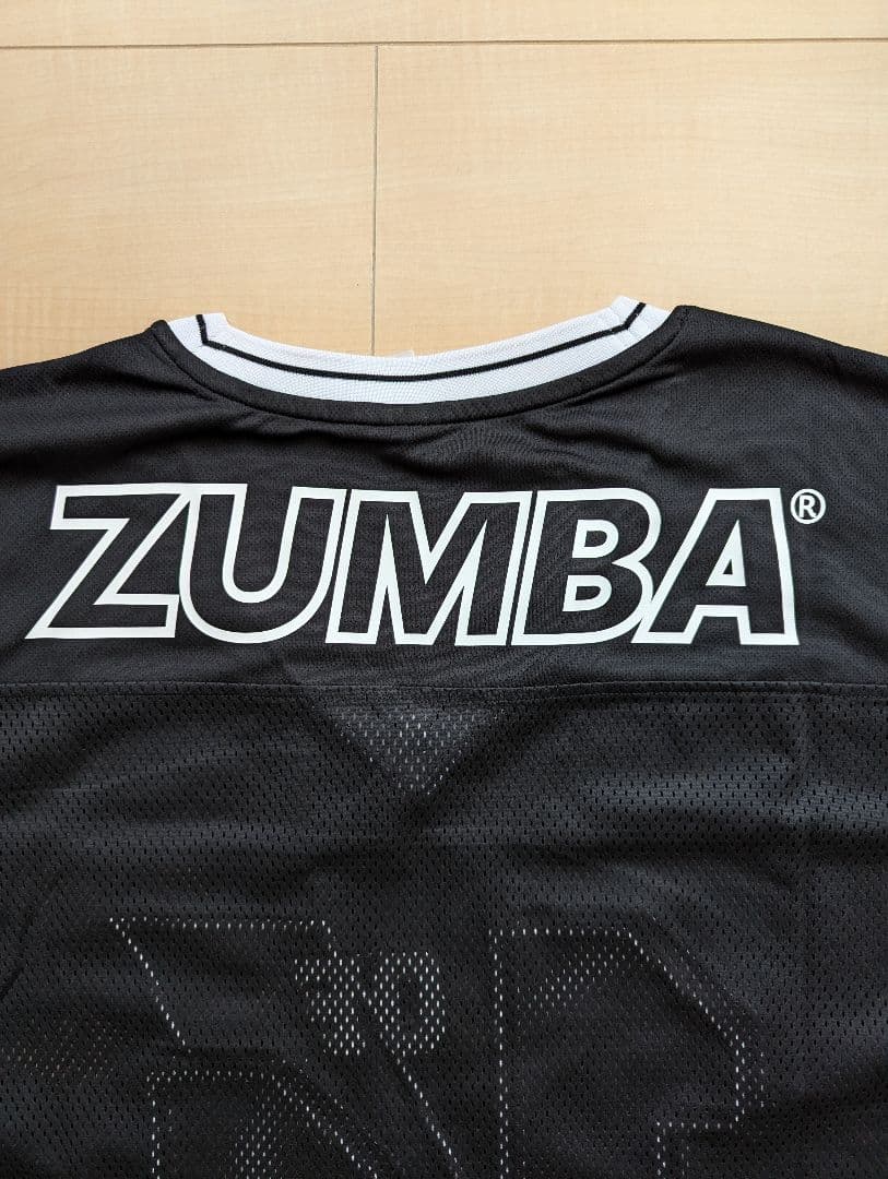 ZUMBA　メッシュシャツ