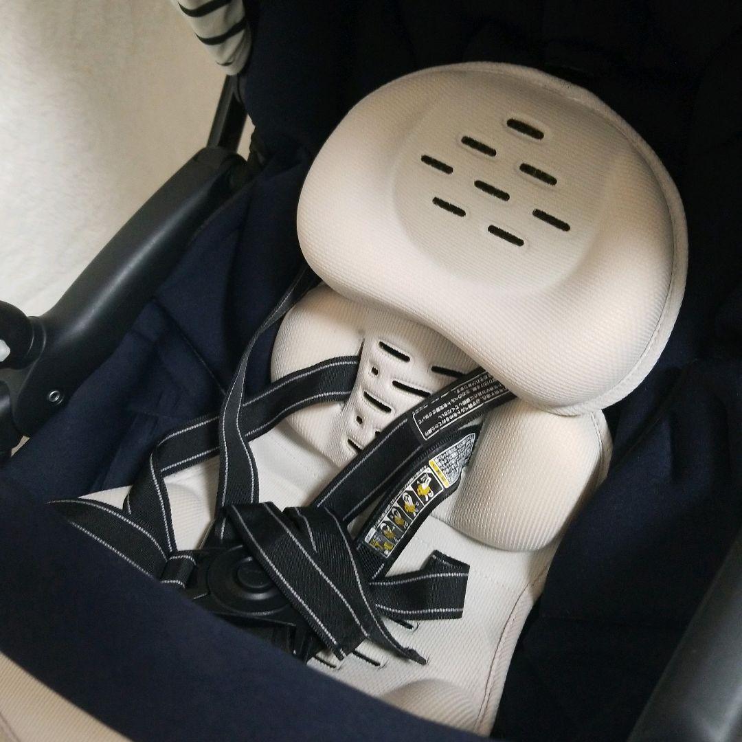 【極美品】コンビ　Combi ベビーカー　メチャカルハンディ　オート4キャス
