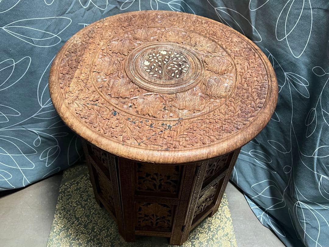 シーシャムウッド？ サイドテーブル 置き台 彫刻
