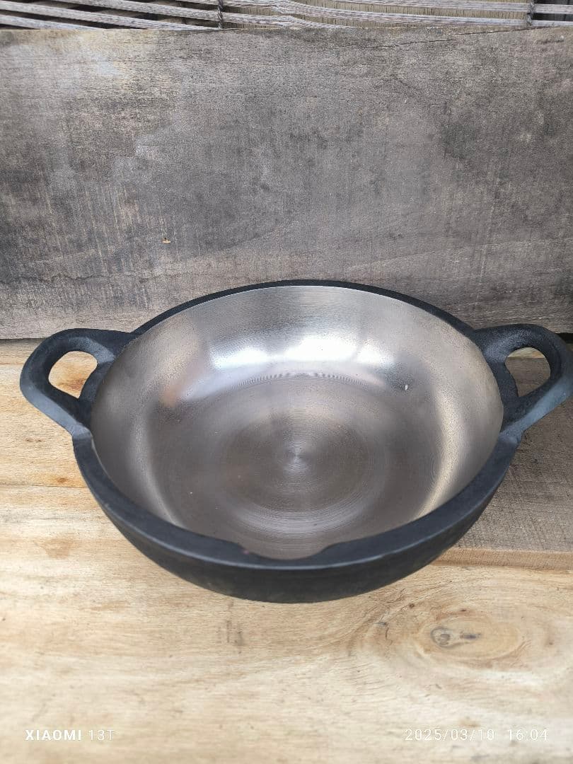 鋳鉄 両手鍋 黒　久滋山王堂　天ぷら鍋　砂鉄鍋　直径約20cm