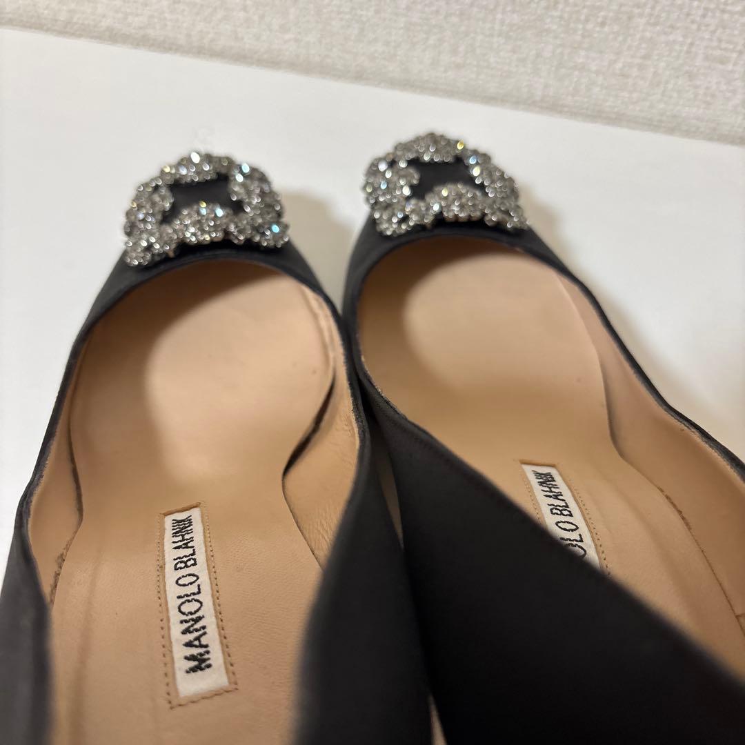 MANOLO BLAHNIK マノロブラニク　ハンギシ　パンプス　サテン