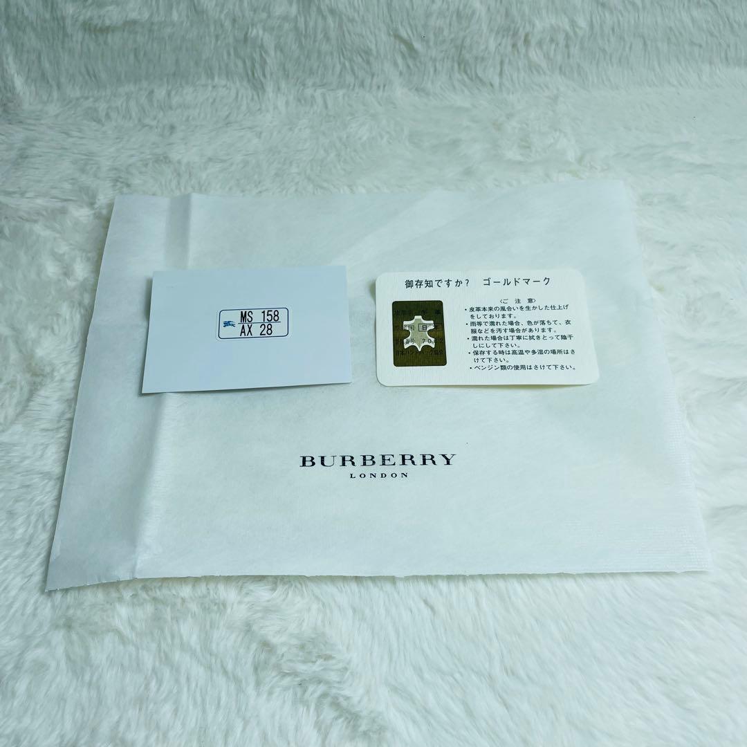 新品未使用　箱付レアBURBERRY 長財布　二つ折り　ノバチェックおしゃれ男女
