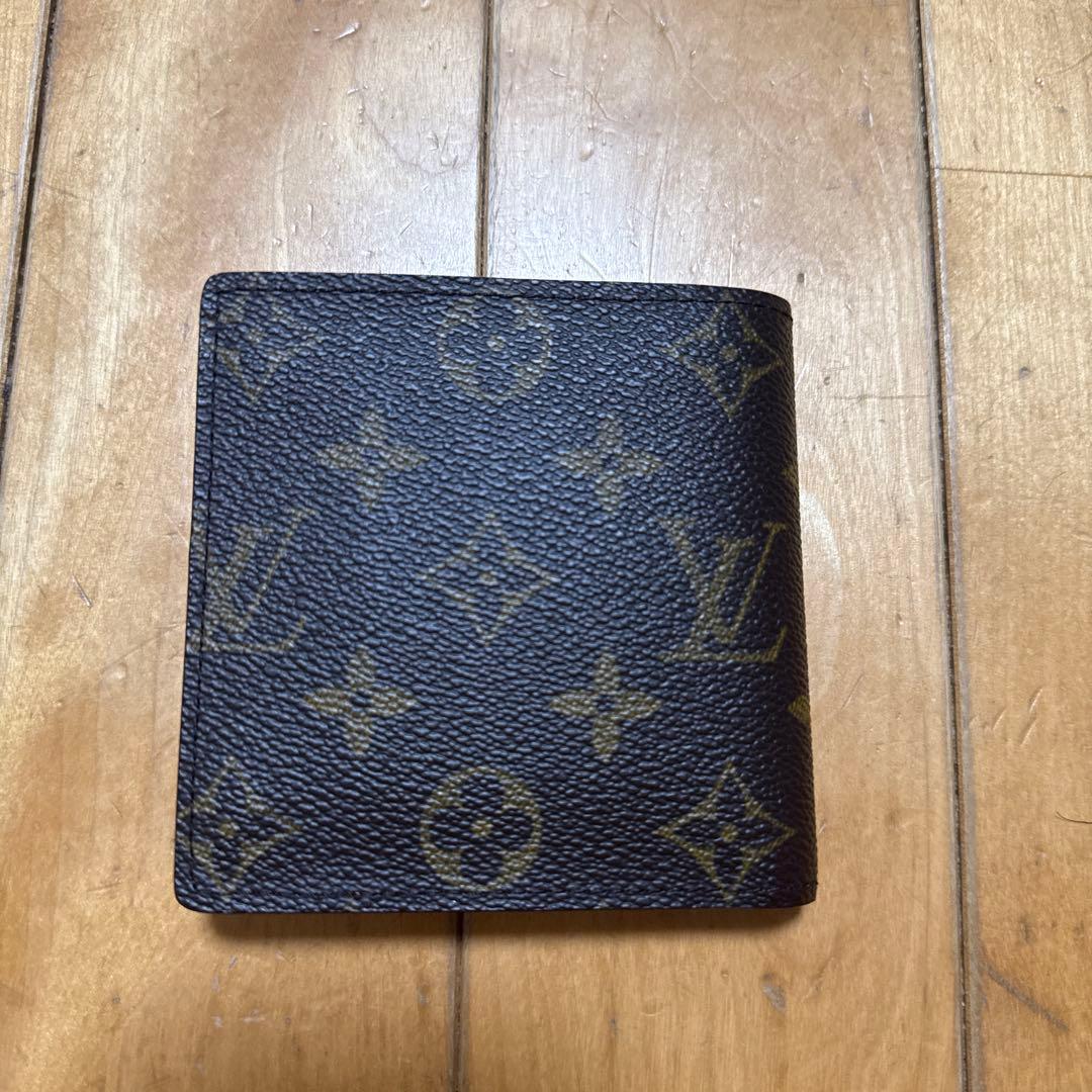 Louis Vuitton 二つ折り財布 モノグラム　箱付き