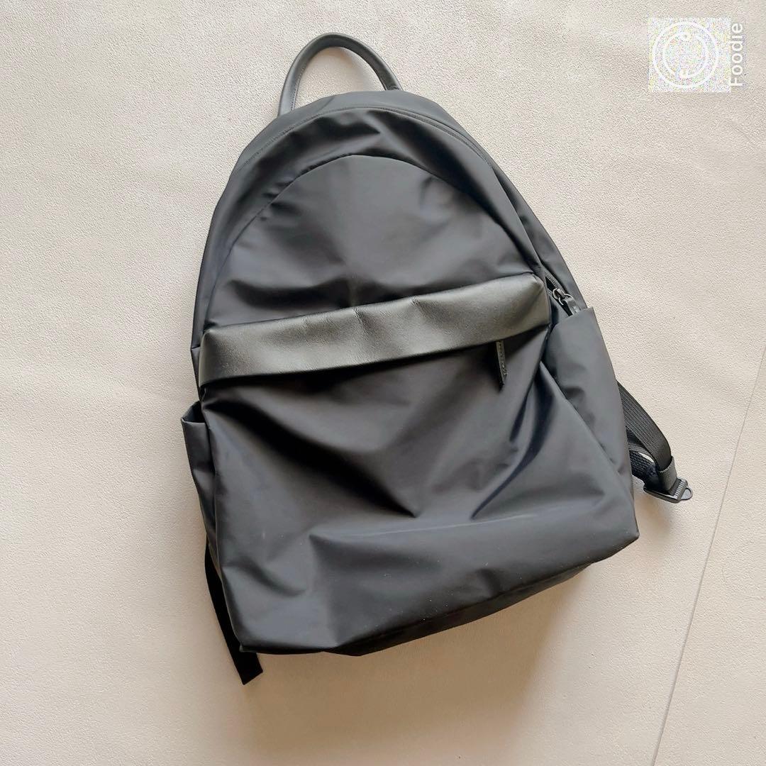 良好　完売品　クラシ&トリップ　黒 シンプル バック　リュック　レザー　ナイロン