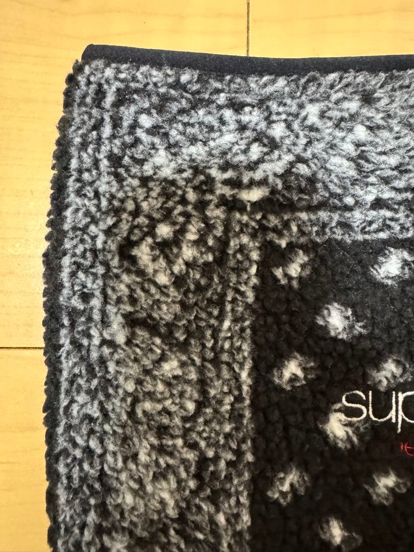 小物 Supreme Bandana Fleece Neck Gaiter Black