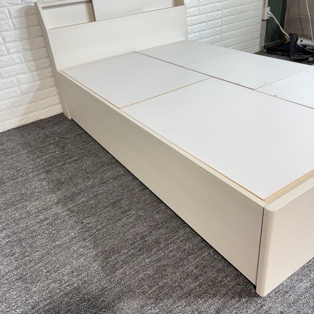 ニトリ ベットフレーム セミダブルサイズ 収納付き 寝具 家具 C060