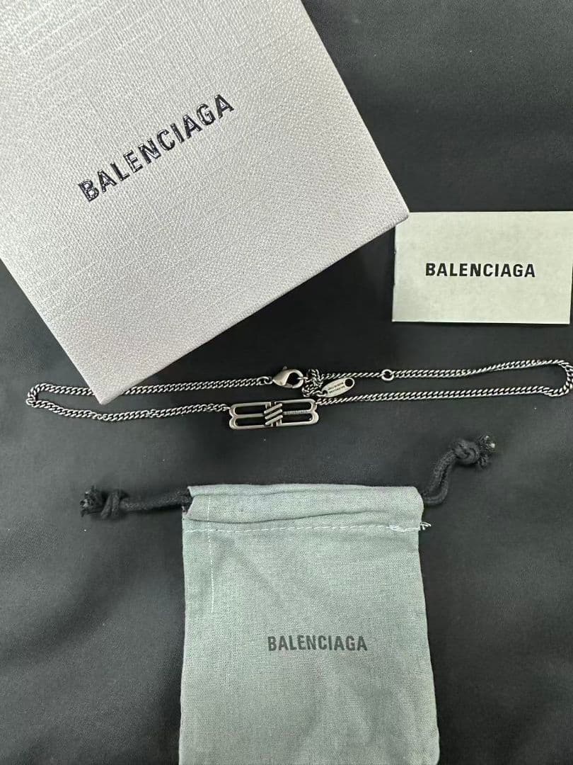 BALENCIAGA チェーンネックレス 新品同様