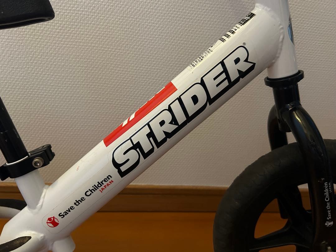 STRIDER バランスバイク ホワイト 12インチ