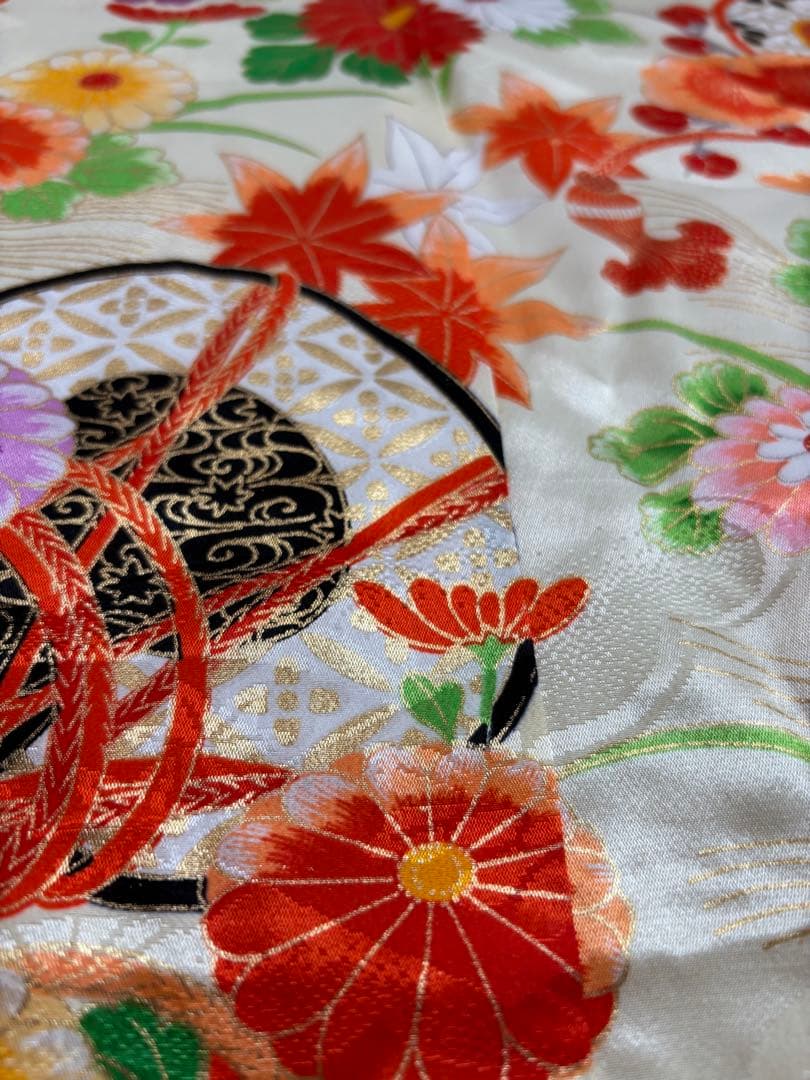七五三用 花柄着物　未使用豪華　赤オレンジベージュ地　旭化成エルタス 旭秀苑創作
