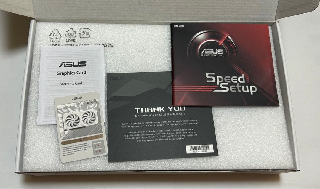 グラフィックボード・グラボ・ビデオカード ASUS GeForce RTX 3060 Ti White