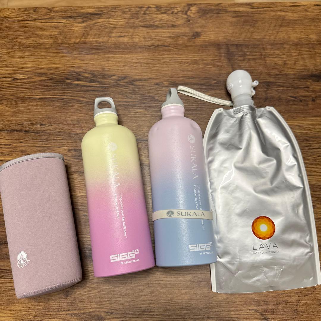 ホットヨガLAVA SIGG 水素ボトル2本・ゴムバンド・カバー・専用バッグ