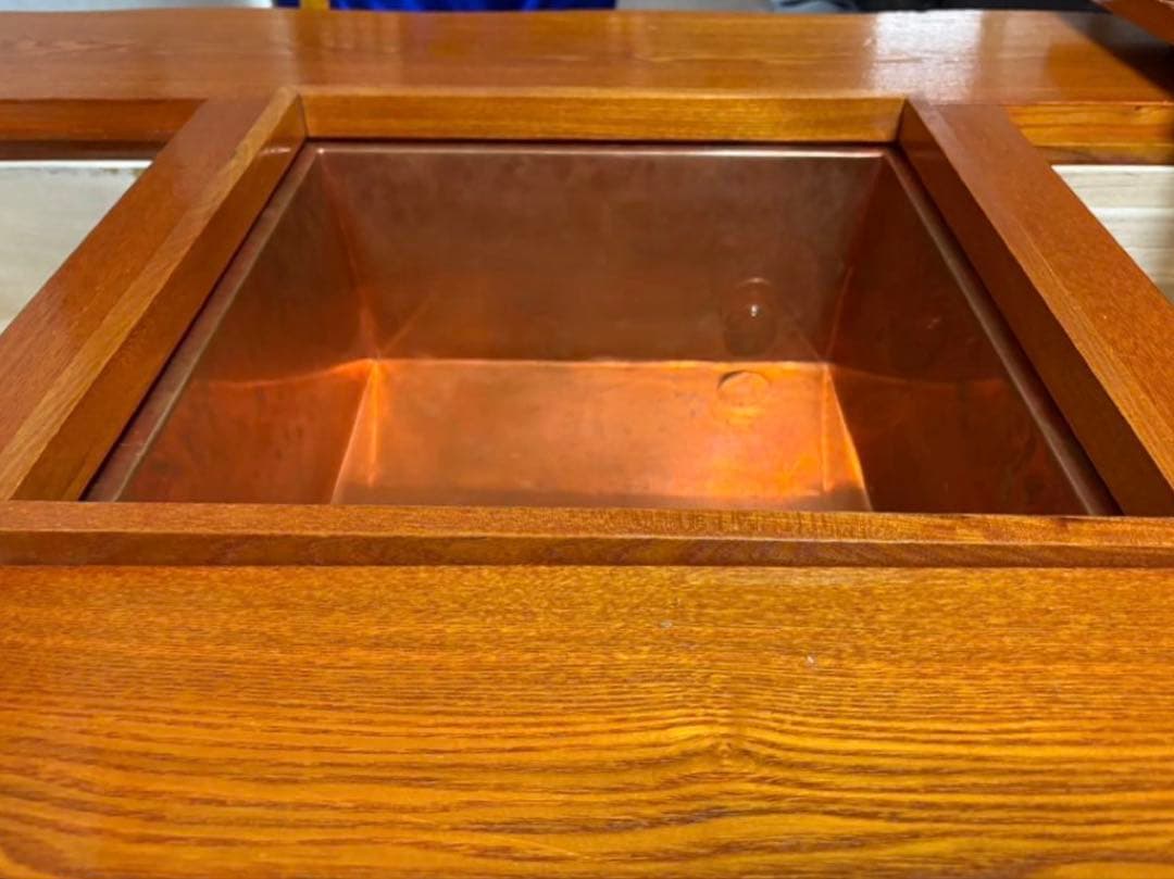 値下げ❗️取りに来て頂ける方限定‼️囲炉裏式　木製アンティーク　ダイニングテーブル