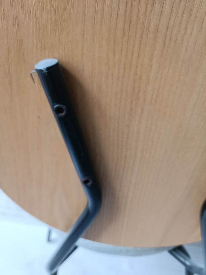 在庫10脚　プロシード ムイムイス　椅子　チェア