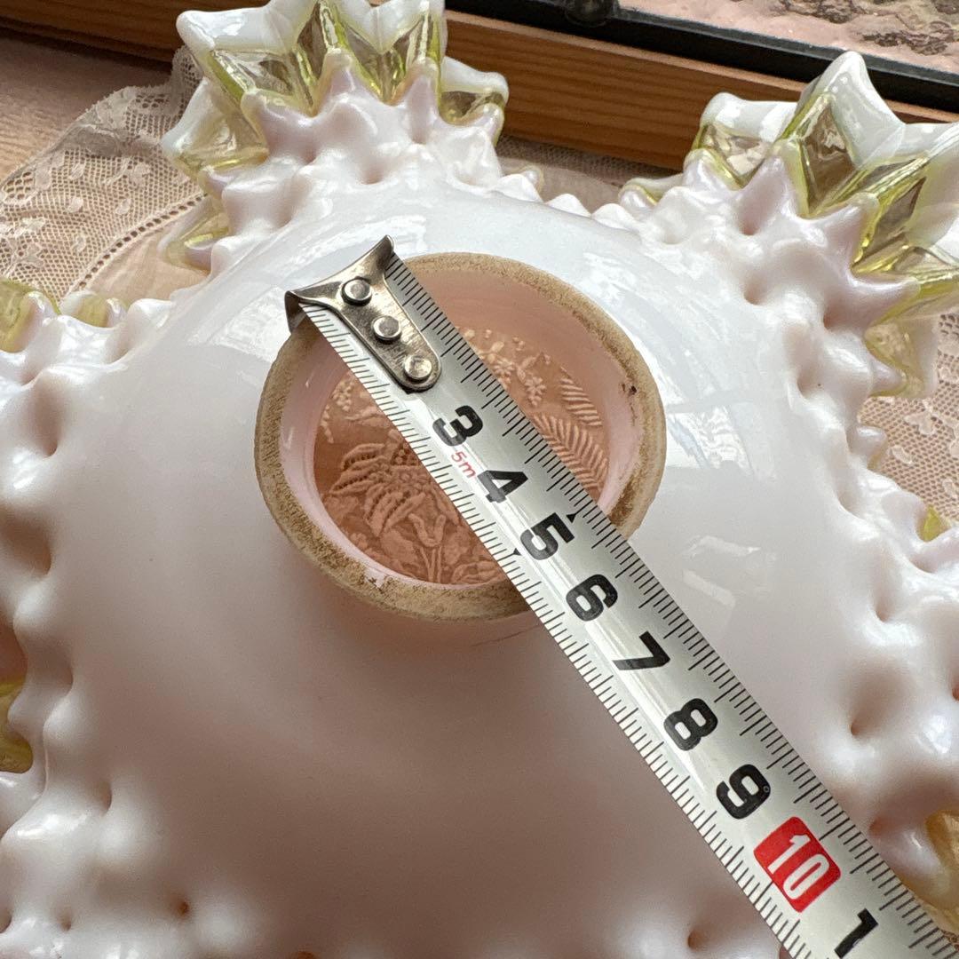 フランス アンティーク ガラスランプシェード　ヴァセリンガラス