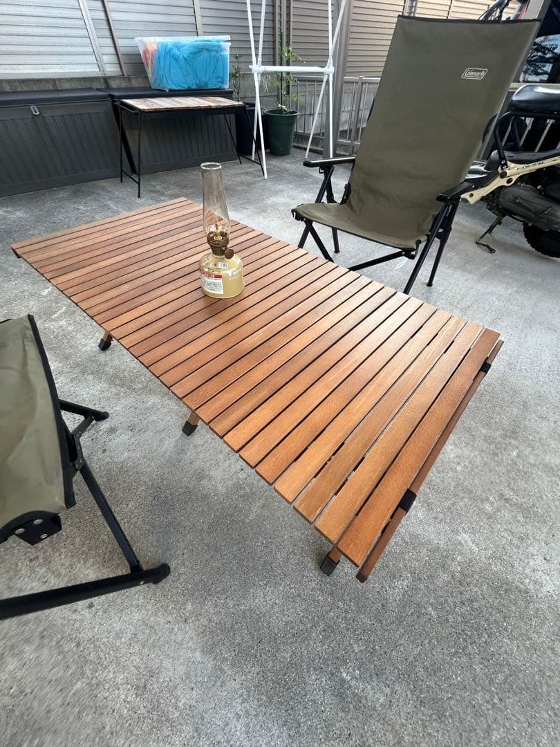 Coleman レイチェア2脚とテーブルセット　ハイランダーテーブル