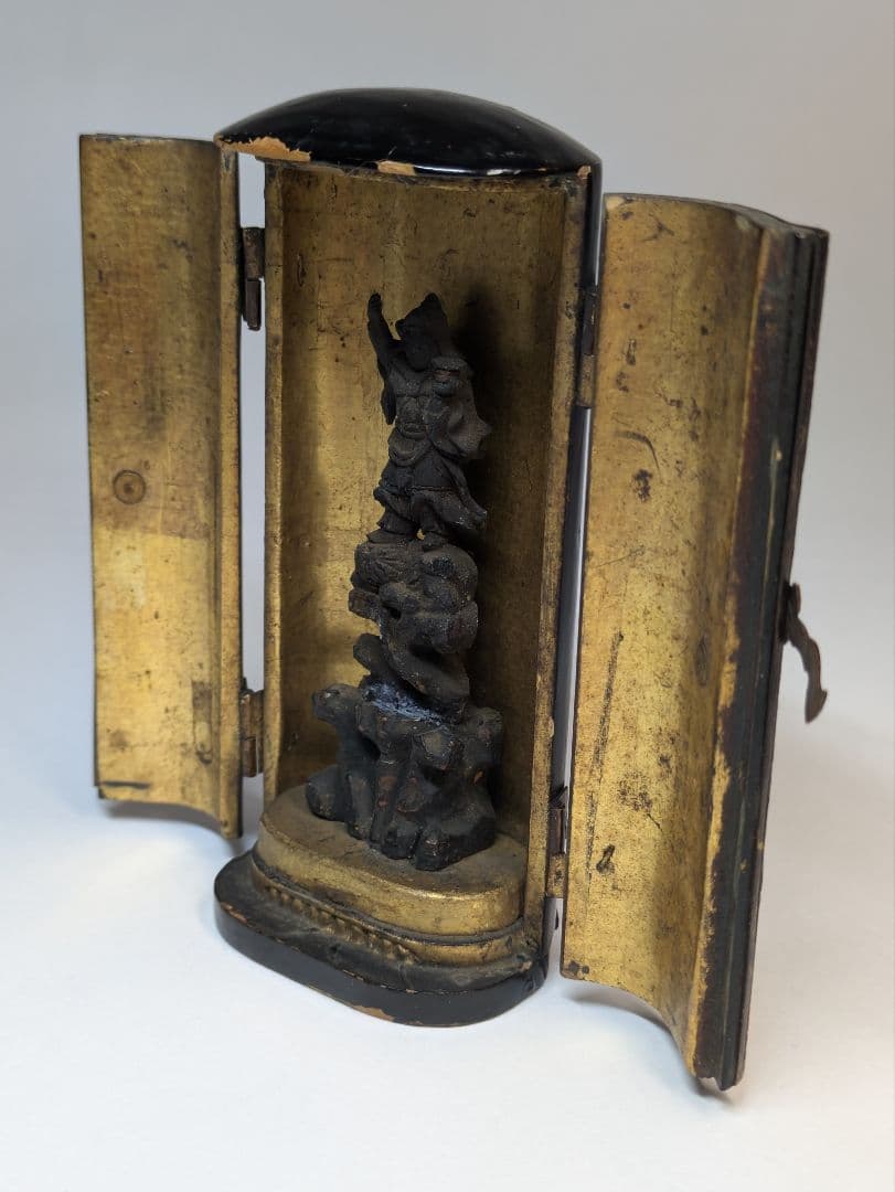 毘沙門天　念持仏　懐中仏　木彫　骨董　江戸時代　厨子　細密彫刻