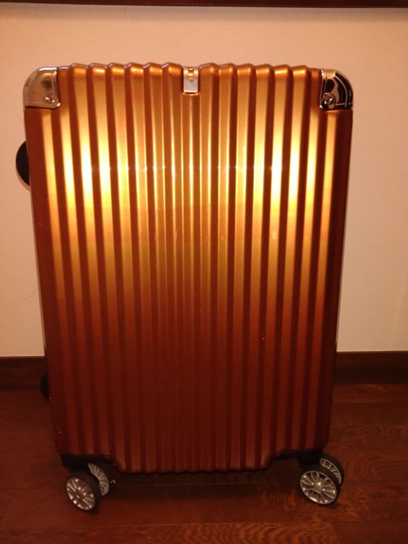 スーツケース60L 重量3.7kg