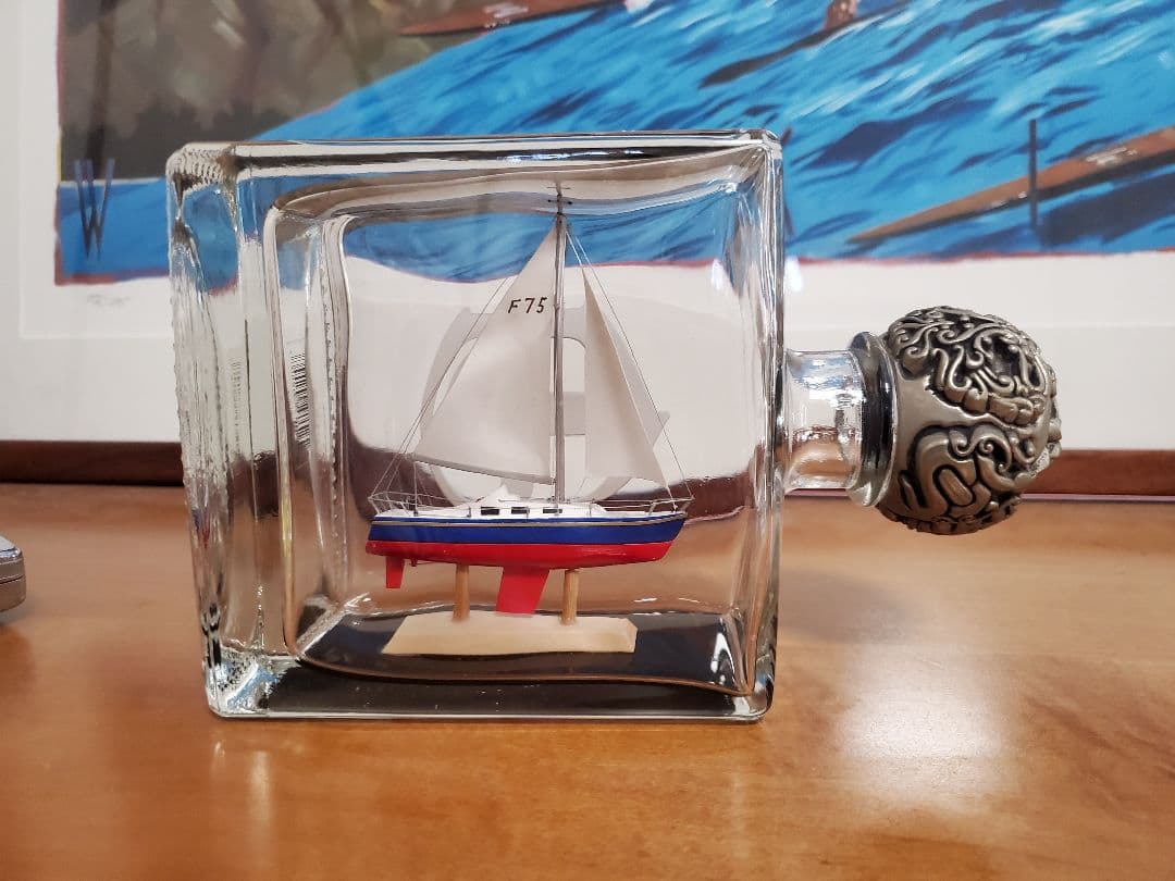 ボトルシップ 完全ハンドメイド　瓶が高価