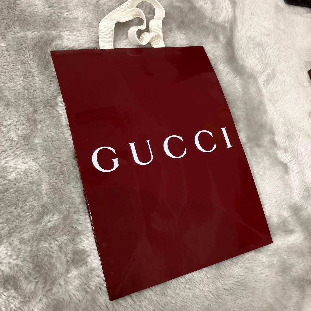 新品未使用 GUCCI グッチ 100% カシミアマフラー イタリア製 タグ付き