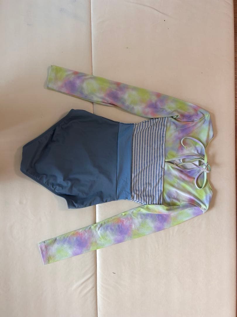 Seea ロンスプ　マルチカラー 長袖ワンピース水着 S