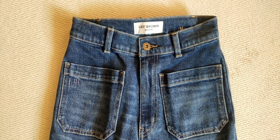 LILY BROWN ストレートフレアデニムパンツ25SS