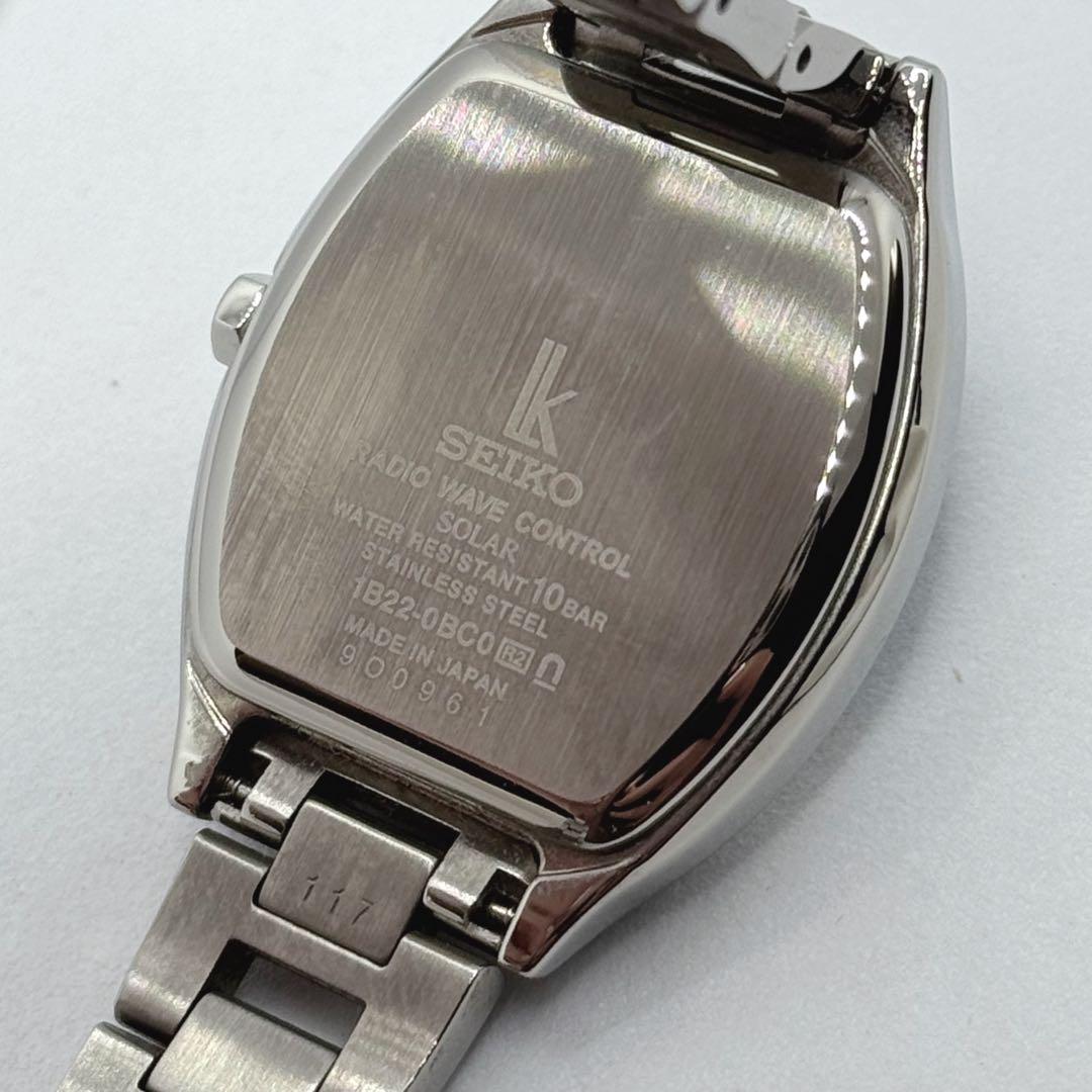 【未使用級】付属品完備 SEIKO LUKIA ソーラー シルバー ネイビー