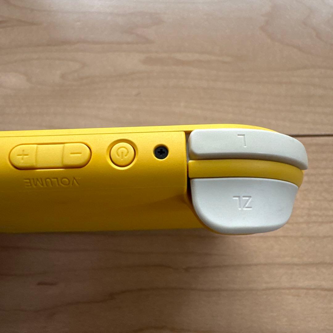 Nintendo Switch Lite イエロー　本体