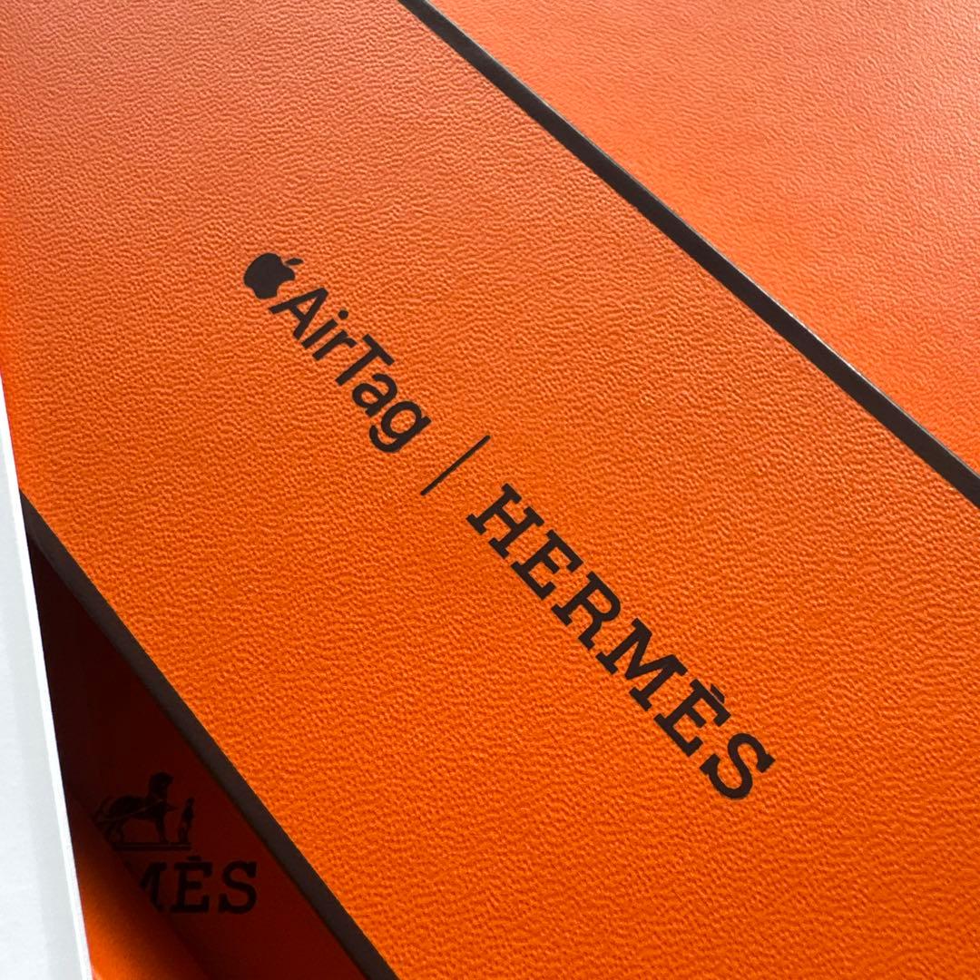 Apple AirTag Hermès レザーキーリング