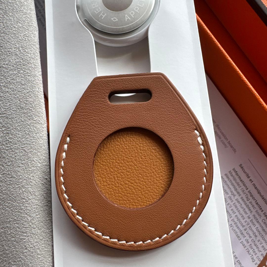 Apple AirTag Hermès レザーキーリング