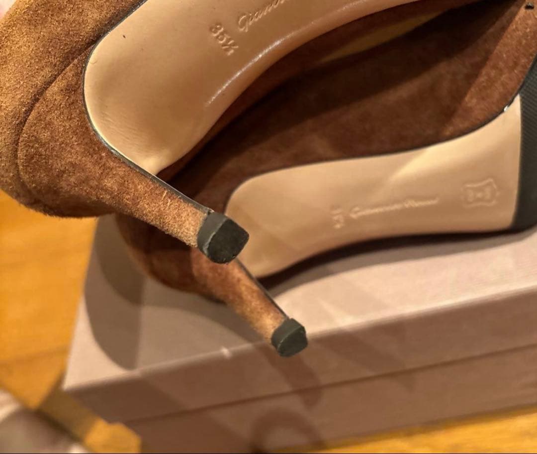Gianvito Rossi Gianvito 70ブラウン スエードパンプス
