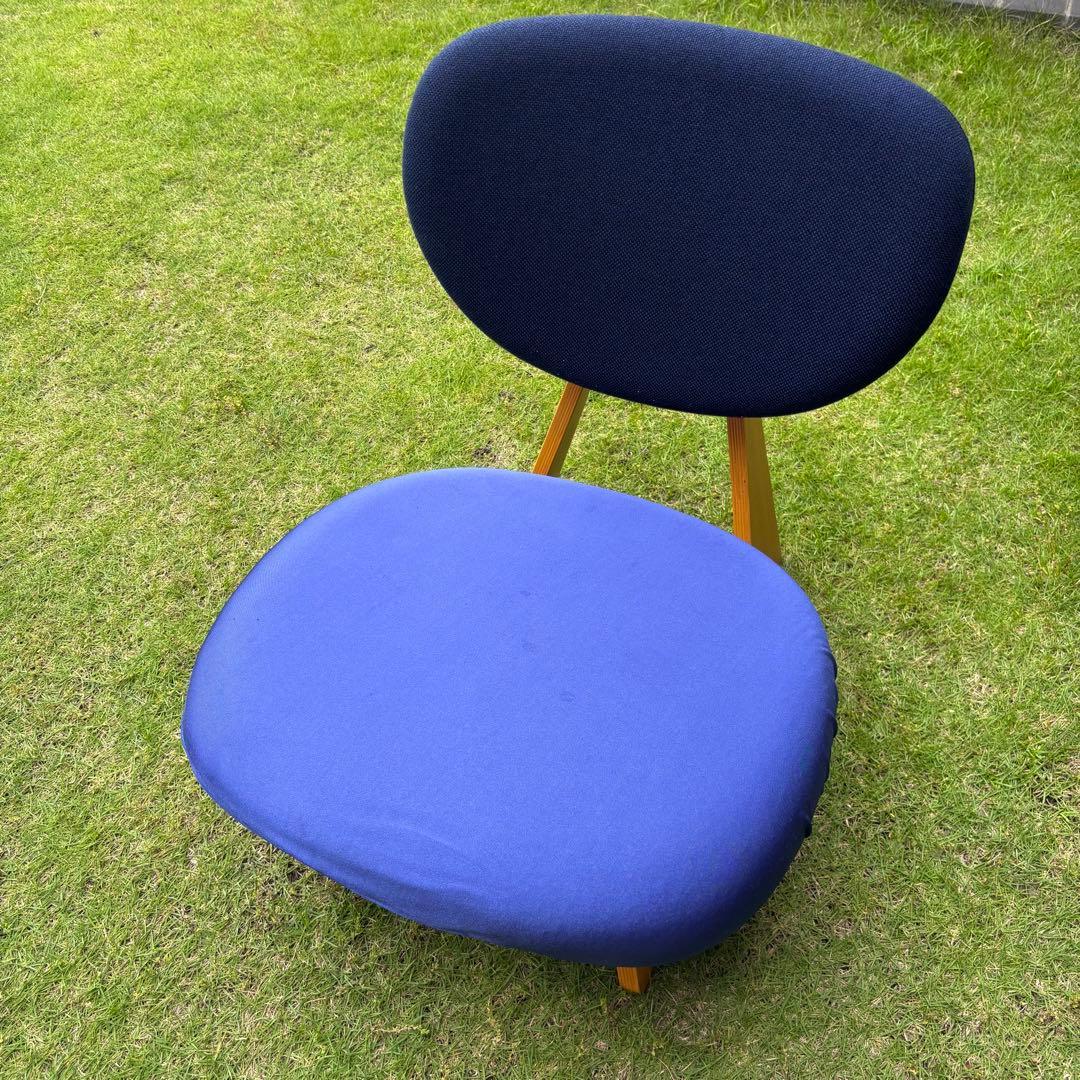 天童木工　低座イス