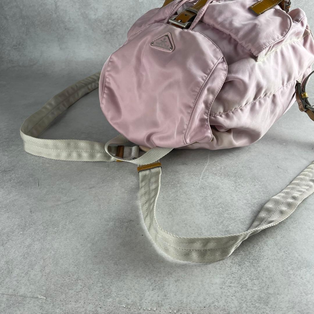 入手困難✨ プラダ リュック ナイロン 三角ロゴプレート ピンク wポケット