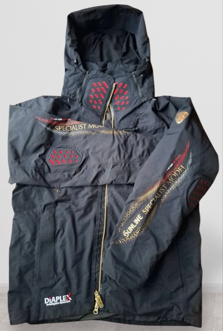 サンラインDiAPLEXサーモセレクトシェルスーツベストヒップガードの３点セット