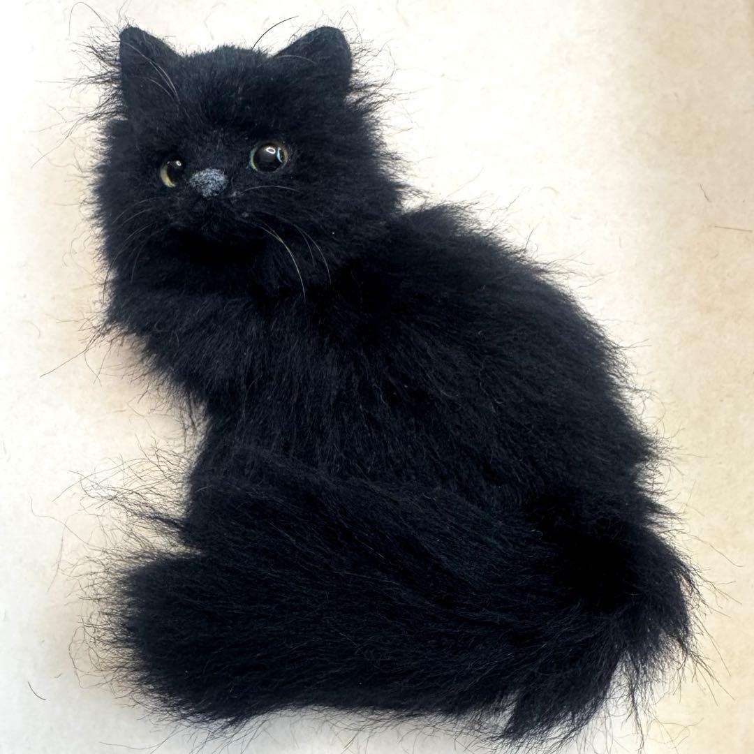 羊毛フェルト猫 黒猫ブローチ