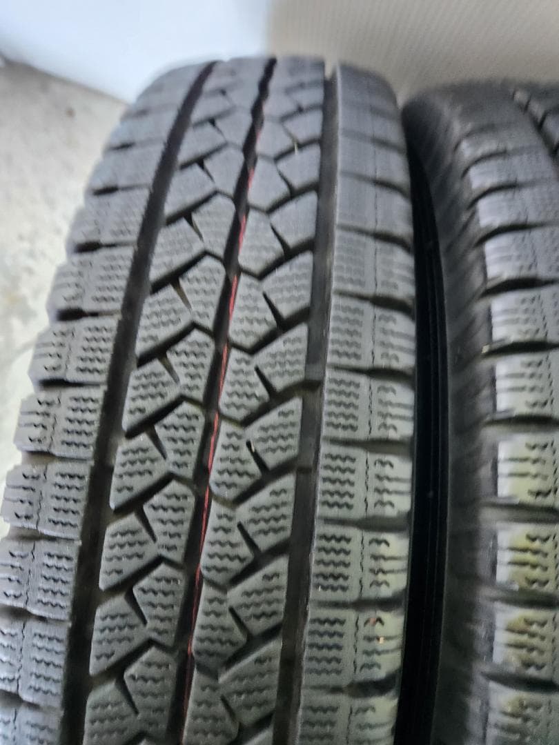 送料込☆2022年製 ブリヂストンタイヤ 155/80R14 LT日本製☆4本