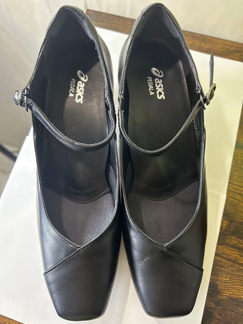 asics ペダラブラック ハイヒール・パンプス