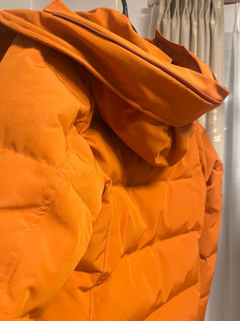 DANTON フード付きオレンジダウンジャケット