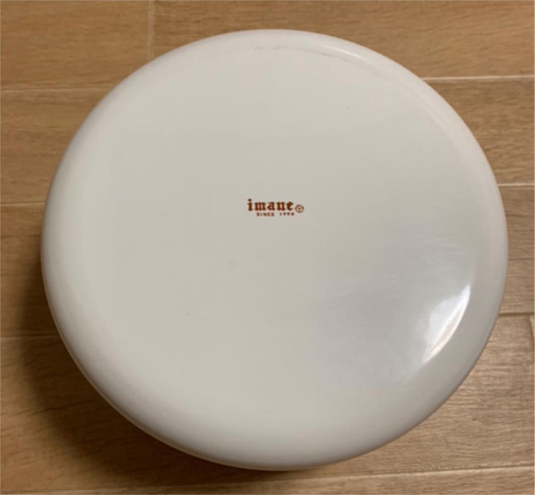 イマン　ビビアン丸缶L