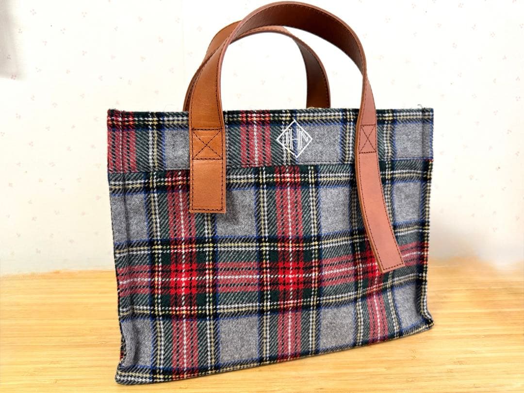 【裏地に破れあり】jnhearts チェックウールガーデンミドル　レッド