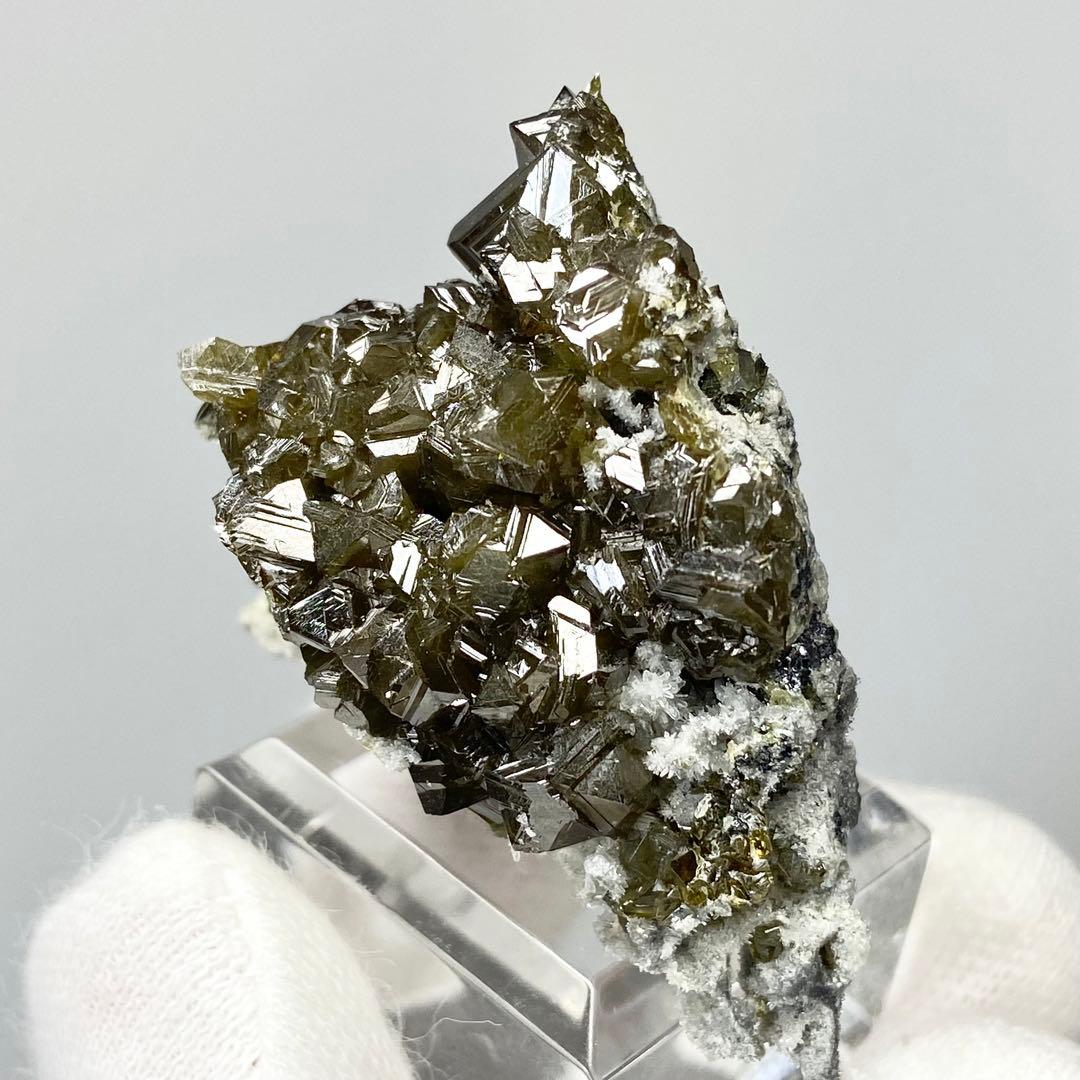 スファレライト　閃亜鉛鉱　オリーブカラー　鉱物標本　原石鉱石　天然石　ストーン